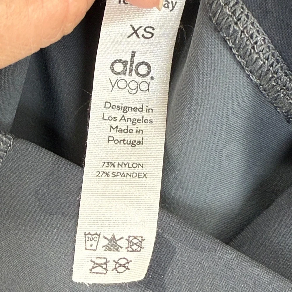 Alo Yoga High Waist Camo Leggings Black XS‎ Made in Portugal